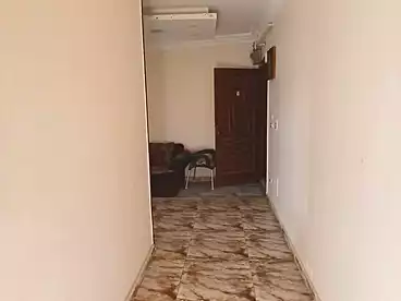 شقق للبيع - 3 غرف - بالدور 18