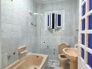 عقارات للبيع - 2 غرف - بالدور 0