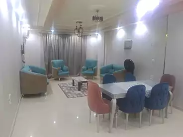 Furnished Apartment For rent - 3 rooms - floor 8