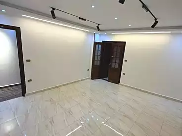 شقق للبيع - 3 غرف - بالدور 7