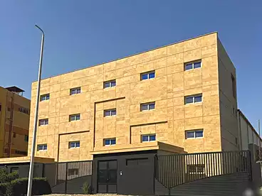 مباني للإيجار