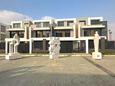 Villas For sale - 4 rooms