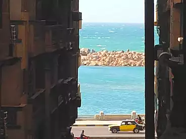 عقارات للبيع - 3 غرف - بالدور 2