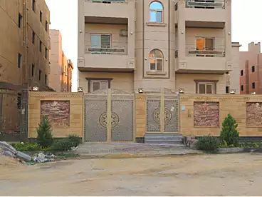 عقارات للبيع - 3 غرف - بالدور 4