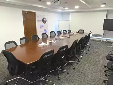 Administrative Building For rent - 30 rooms