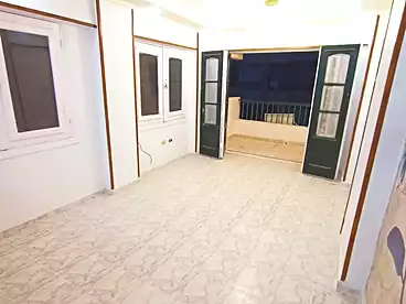 شقق للبيع - 2 غرف - بالدور 4