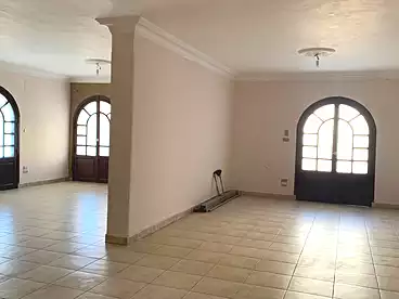 شقق للإيجار - 5 غرف - بالدور 1