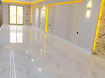 شقق للبيع - 3 غرف - بالدور 10