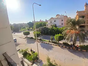 شقق للبيع - 3 غرف - بالدور 1