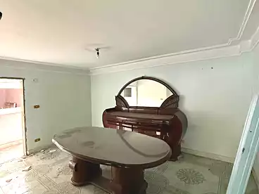 شقق للبيع في شارع خليل حماده، سيدي بشر بحري، 200 متر