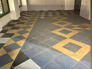 Shops For sale in El Saa'ah Sq, Victoria, 400 sqm