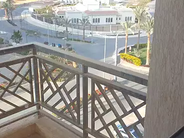 شقق للإيجار في منطقة العمارات 2، كمبوند سيليا - طلعت مصطفي، 100 متر