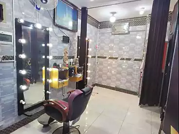 تجاري للبيع في البيطاش، العجمي، 17 متر