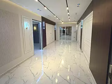 شقق للبيع - 3 غرف - بالدور 5