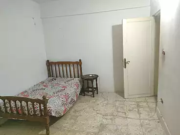 House / Home For sale in Al Haded We Al Soulb St, El Hanouvel, 185 sqm