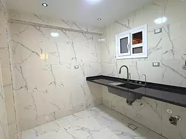 شقق للبيع في شارع زايد، البيطاش، 130 متر