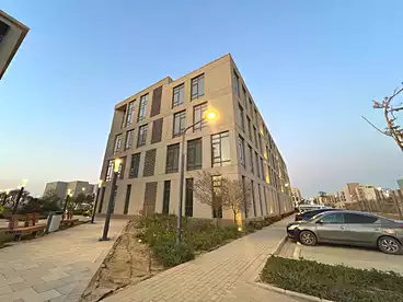 مكاتب للإيجار في ذا بلاتوه - كمبوند ديستريكت 5، كمبوند ديستريكت 5 - مراكز، 192 متر