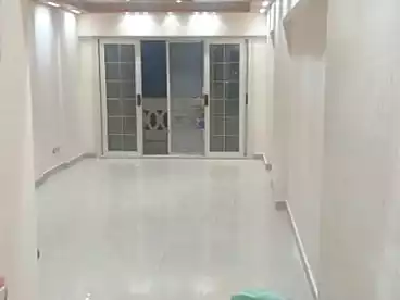 Apartments For sale in Kanal Al Mahmoudeya Al Bahri St, Moharram Bey, 120 sqm