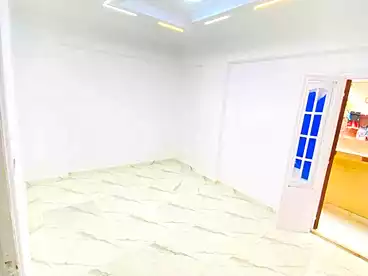 شقق للبيع في الفلكي، السيوف، 100 متر