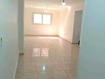 Apartments For rent in Mostafa Fahmy St., Helwan, 110 sqm
