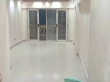 Apartments For sale in Kanal Al Mahmoudeya Al Bahri St, Moharram Bey, 120 sqm