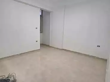 Apartments For sale in El Bashwat St., Bianchi, 120 sqm