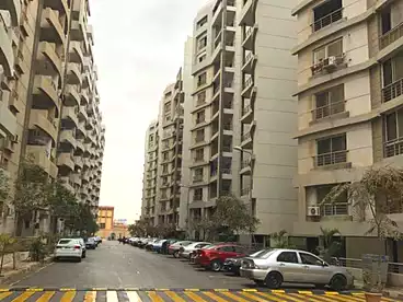 Apartment For sale in Bavaria Town - Morshedy Group, Compounds in Maadi, 130 sqm