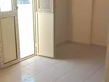 شقق للبيع في محرم بك، الاسكندرية، 90 متر