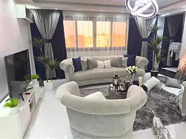 شقق للبيع في شارع الملك فيصل، فيصل، 200 متر