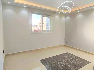 Apartments For sale in Khaled Ibn El Waleed St., Miami, 125 sqm