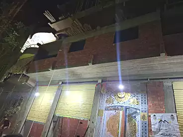 شقق للبيع في شارع المجزر الالي، اللبيني، 135 متر