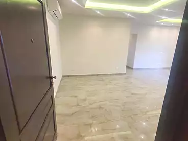 Apartments For rent in Centre Ville - Hyde Park Compound, Hyde Park Compound, 152 sqm