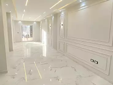 Apartments For sale in Khaled Ibn El Waleed St., Miami, 145 sqm