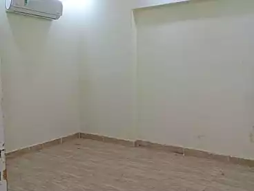 شقق للبيع في البيطاش، العجمي، 100 متر