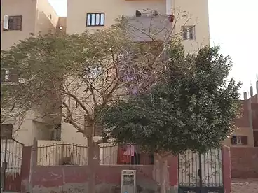 مباني للبيع في الحي الثاني عشر، العاشر من رمضان، 150 متر