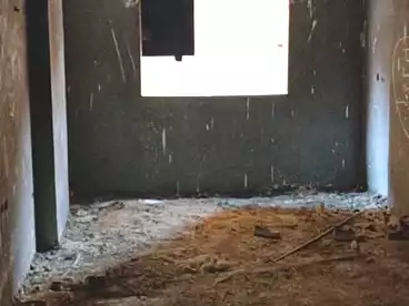 شقق للبيع في شارع المجزر الالي، اللبيني، 100 متر