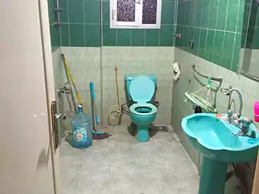 شقق للبيع في الطوابق، فيصل، 100 متر