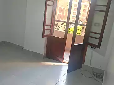 شقق للإيجار في شارع القاعدة، البيطاش، 150 متر