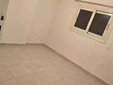 شقق للإيجار في شارع مصطفى فهمي، حلوان، 150 متر