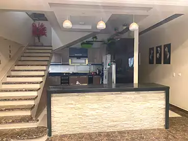 دوبلكس بحديقة للبيع في شارع عمرو بن العاص، جنوب الاكاديميه (هـ)، 470 متر