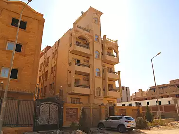 عقارات للبيع في حي 2000 قطعة، التوسعات الشمالية، 140 متر