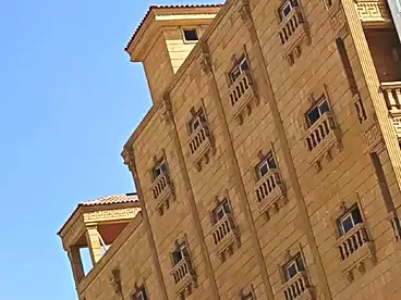 مدرسة للبيع في حى الجيزة، الجيزة، 7750 متر