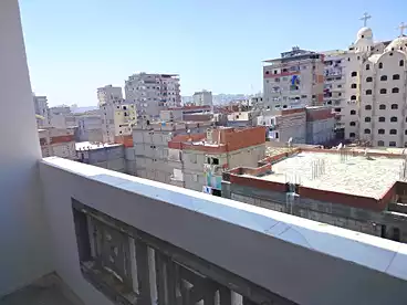 شقق للبيع في شارع مدرسة القدس، ميامي الجديدة، 118 متر