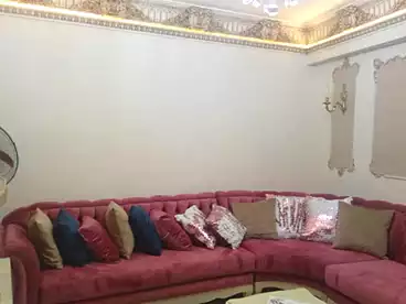 شقق للبيع في شارع محرم بك، محرم بك، 130 متر