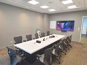 مقر إداري للإيجار في شارع مجمع البنوك، القاهرة الجديدة - التجمع الخامس، 550 متر