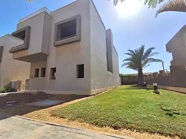 Separate Villa For sale in Village Garden Kattameya (VGK) - Palm Hills, Compounds in New Cairo, 370 sqm