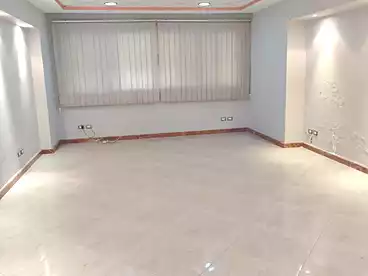 مكاتب للبيع في شارع السفارات، حي السفارات، 200 متر
