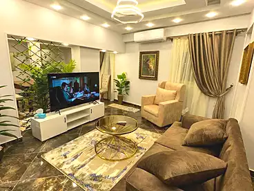 Apartments For sale in Shoubra, Greater Cairo, 165 sqm