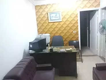 إداري للإيجار في البيطاش، العجمي، 70 متر