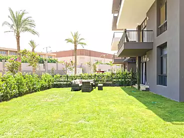 Apartment with Garden For rent in Aura - Cairo Festival City Compound, Cairo Festival City Compound - Al Futtaim, 160 sqm